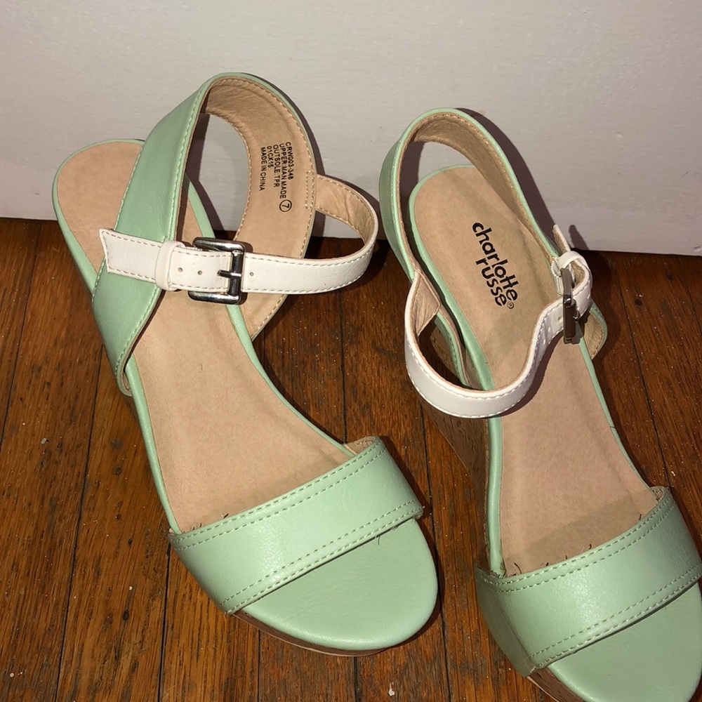 Wedges - Picture 2 of 4